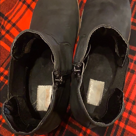 Black ankle boots - Picture 13 of 16